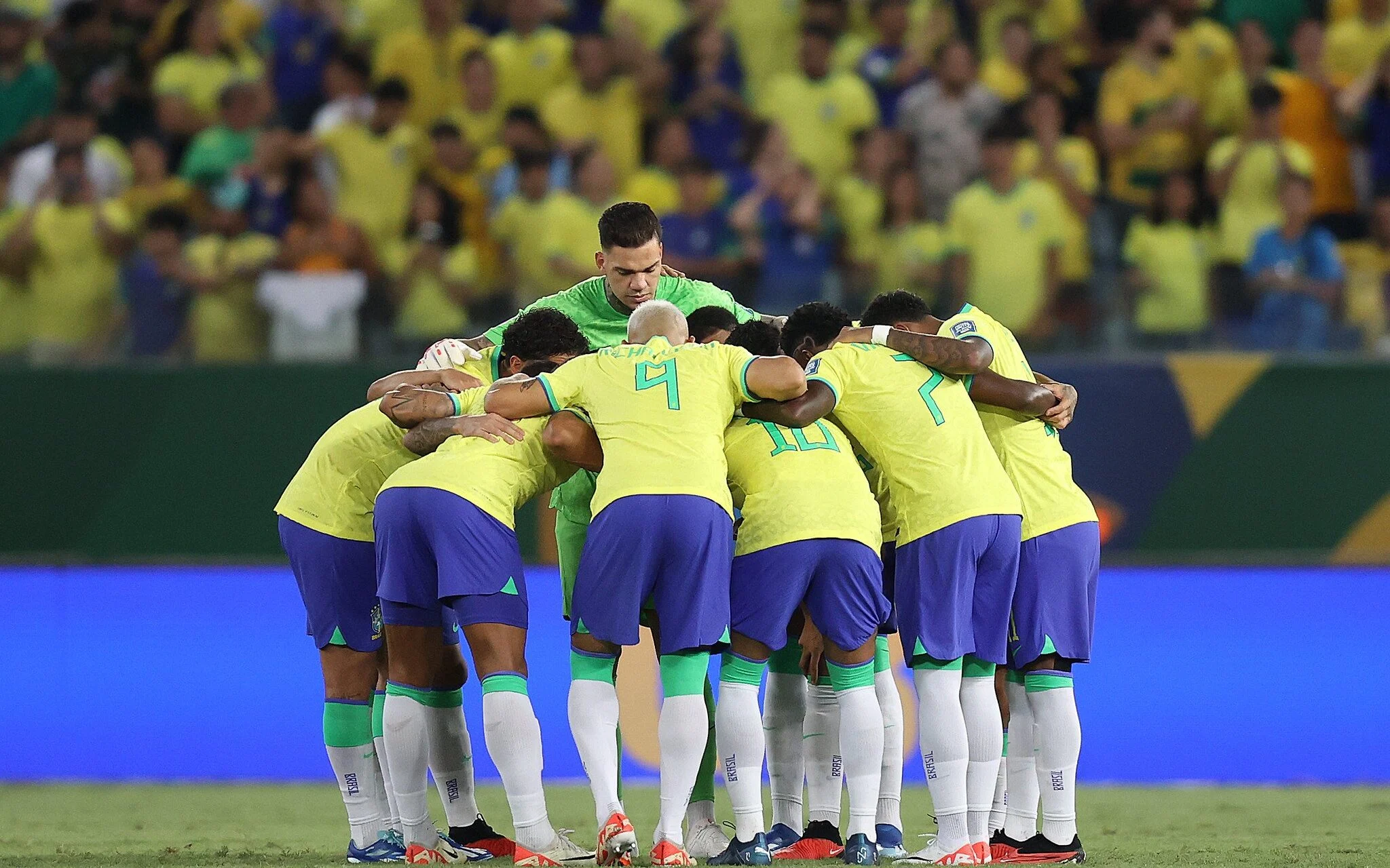 Brasil se prepara para jogo contra Paraguai