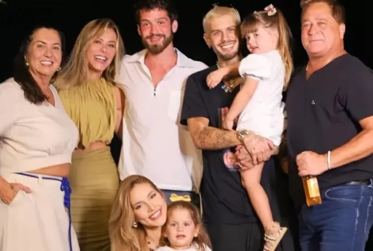 João Guilherme comemora aniversário na fazenda do pai, Leonardo; Bruna Marquezine esteve presente, mas não postou nada