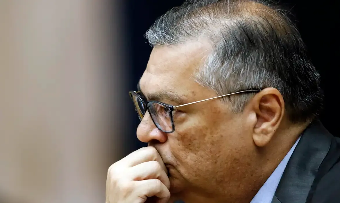 Dino proíbe mudança do nome da GCM de São Paulo