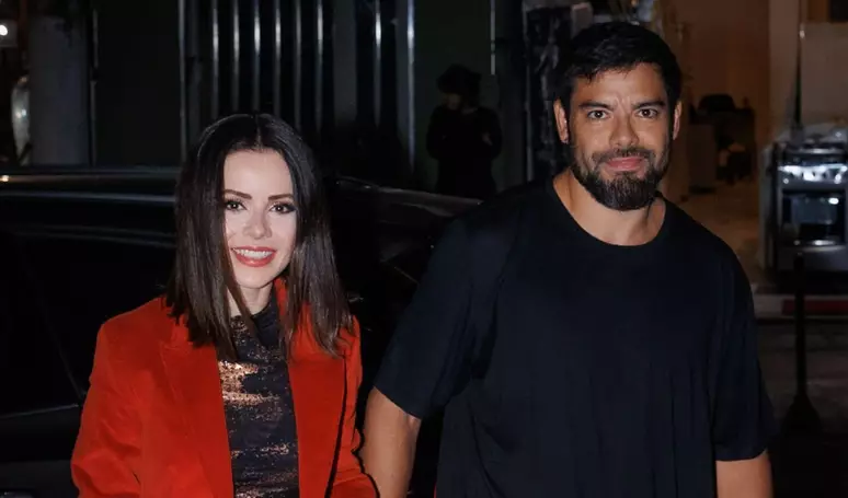 Sandy assume namoro com médico Pedro Andrade
