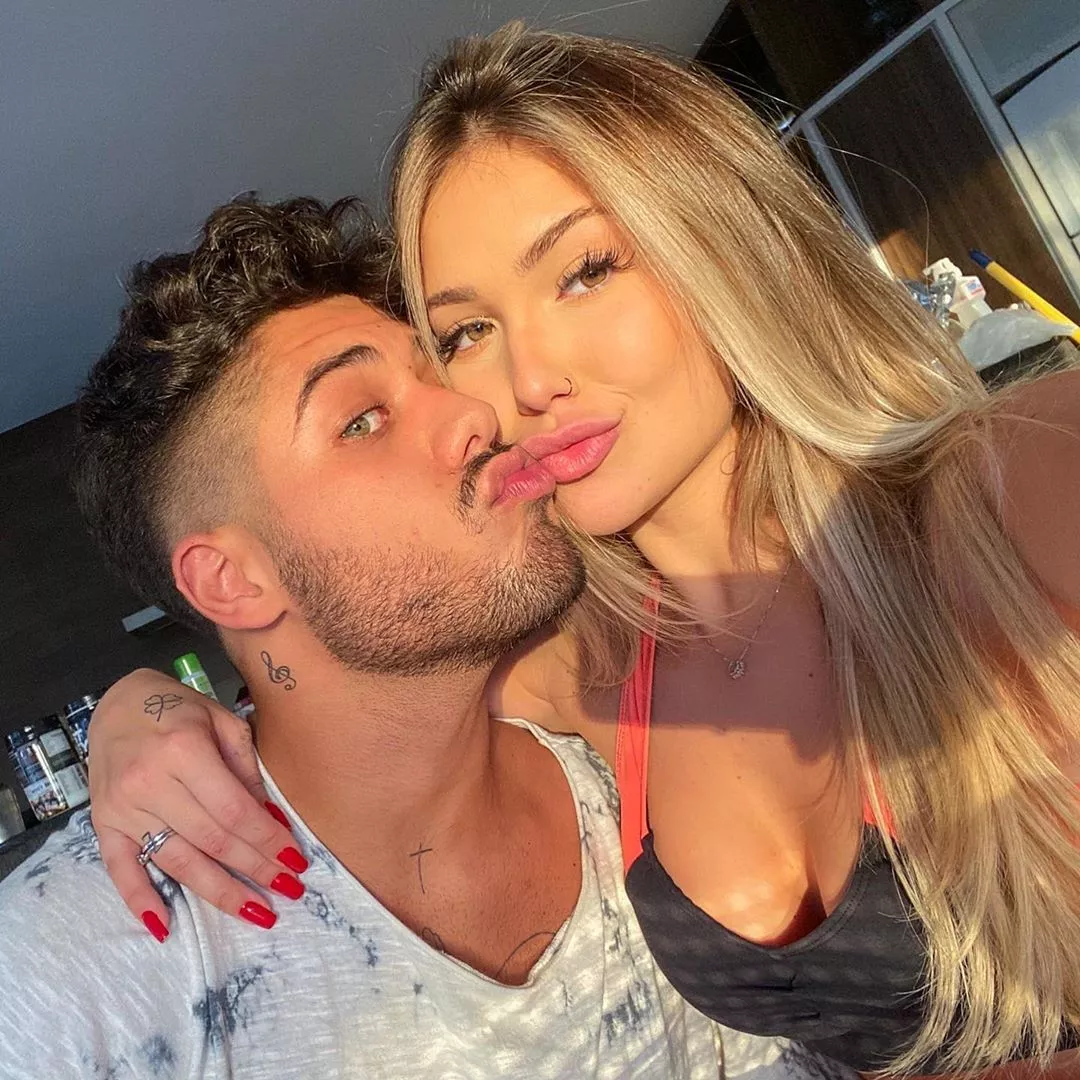 Após anúncio de separação, Virginia e Zé Felipe se reencontram na festa da filha