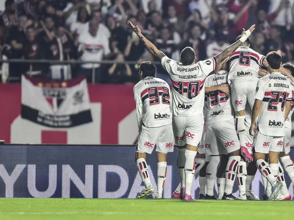 São Paulo Garante Vaga nas Quartas da Libertadores e Enche os Cofres