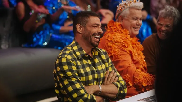Cauã Reymond Revela Apuro no “Domingão” e Brilha em “Vale Tudo”