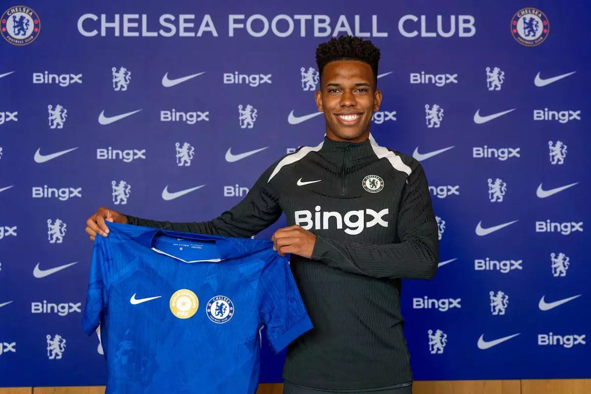 Chelsea Reforçado: Atacante Estevam Entra no Top 5 de Jovens Promessas Mundiais