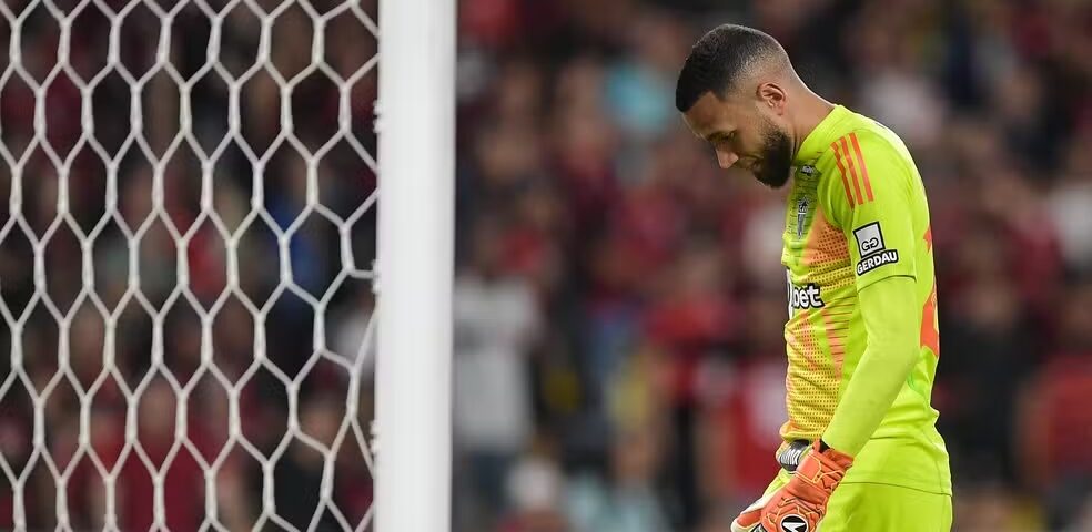 Após empate na Arena MRV, goleiro Everson denuncia assédio à filha de 13 anos