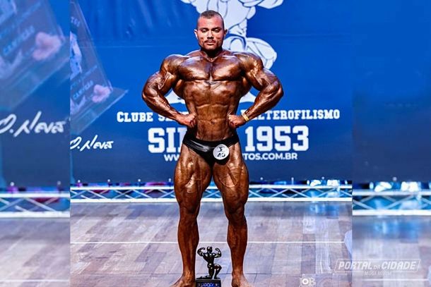 Iago Ruzon Brilha no Mister Santos