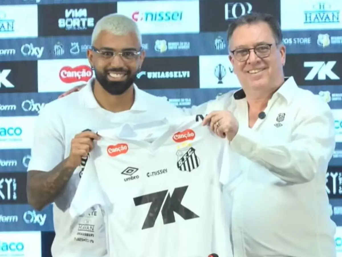Gabigol volta ao Santos e cita Neymar