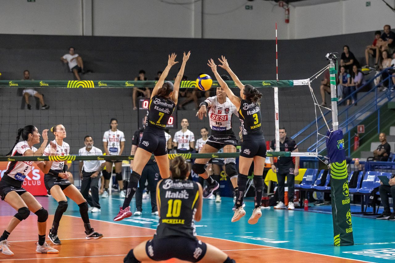 Semifinalistas definidos na Copa do Brasil de Vôlei Feminino