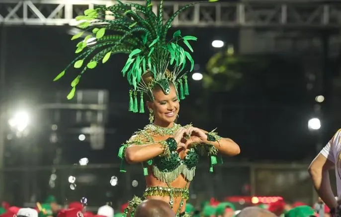 Virgínia vira rainha: foco total na Grande Rio