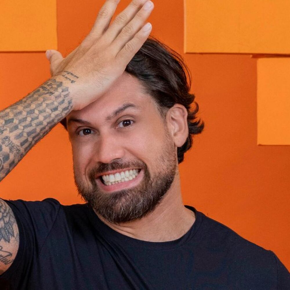 Brígido sai do BBB 26 e Chay choca com “nome sujo” por fast food