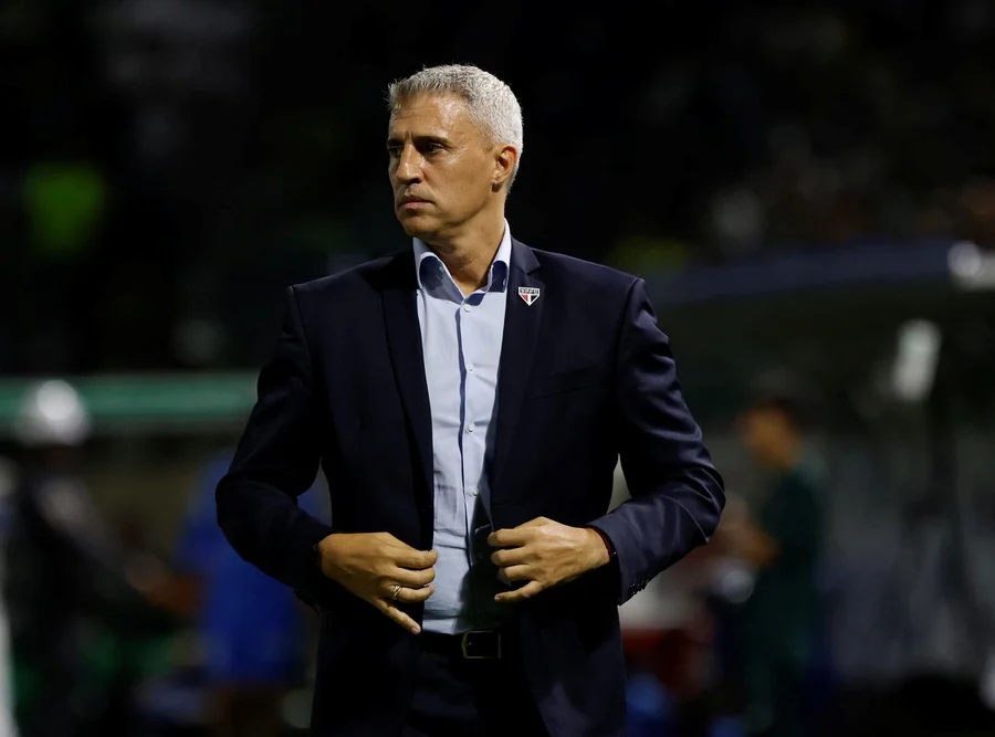 Crespo deixa o comando do São Paulo