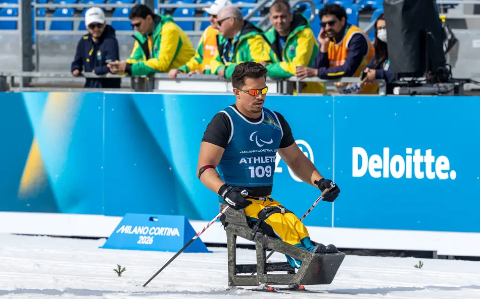 Brasil conquista 1ª medalha na Paralimpíada de Inverno