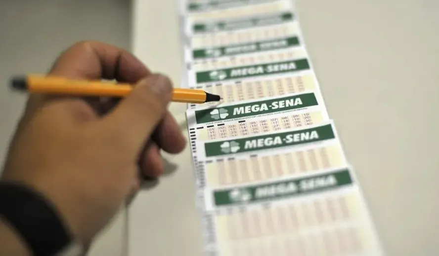 Mega-Sena acumula e prêmio vai a R$ 65 milhões