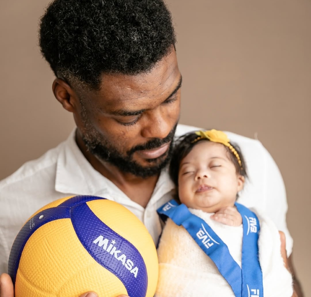 Isaac Viana pede ajuda