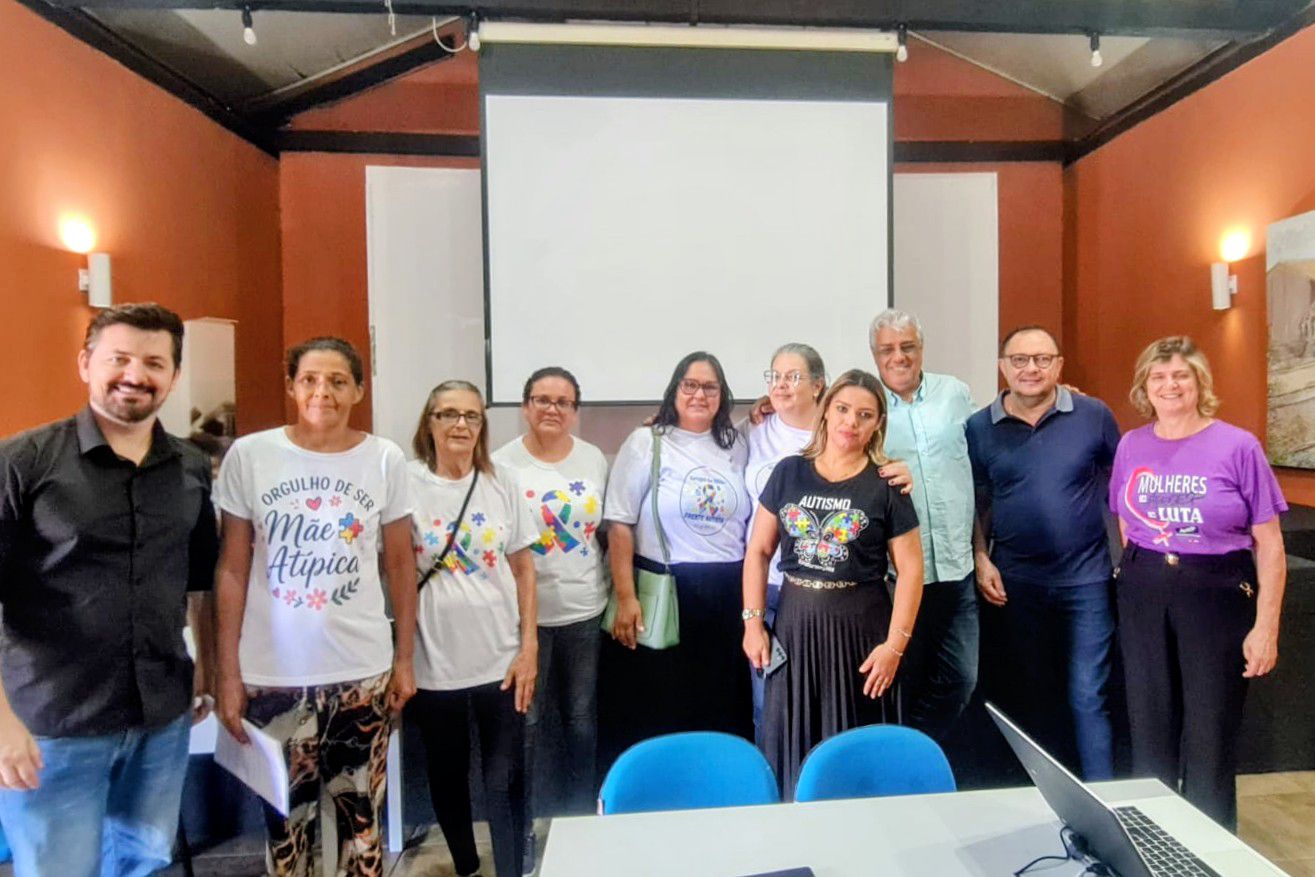 Vozes que lutam: Frente Autista cobra centro especializado como prioridade em Mogi Mirim
