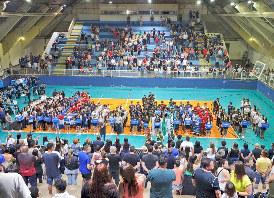 JOGOS ESCOLARES MOVIMENTAM MOGI GUAÇU