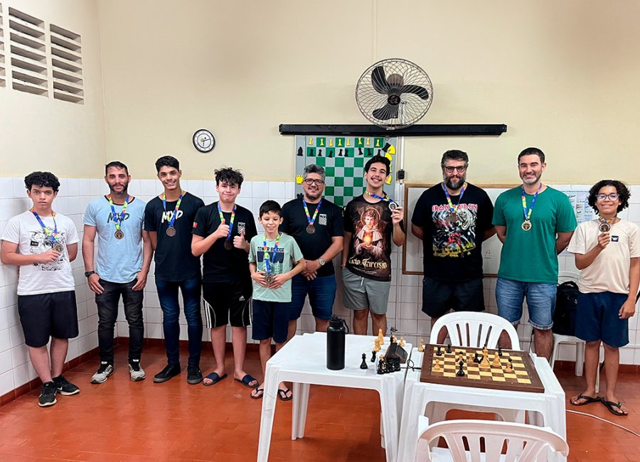 Campeão invicto no xadrez de Mogi Guaçu