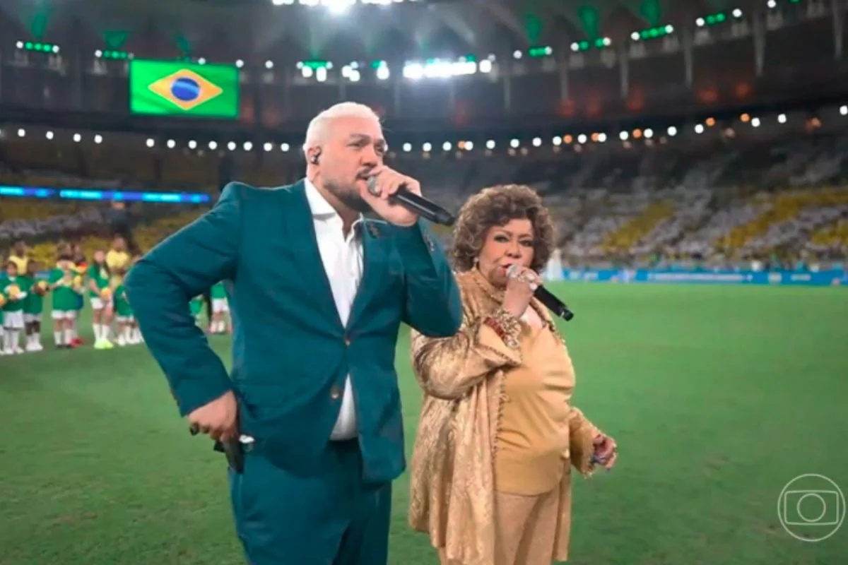 Alcione quebra silêncio após Hino no Maracanã