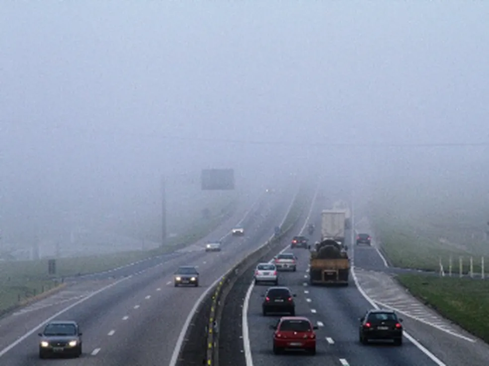 Neblina aumenta risco nas estradas