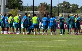 Ibañez, Paquetá e Matheus Cunha ganham força na estreia do Brasil na Copa