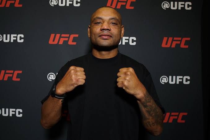 Cesinha busca recuperação no UFC