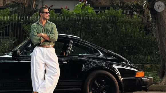 Chay Suede impressiona com coleção milionária de carros clássicos