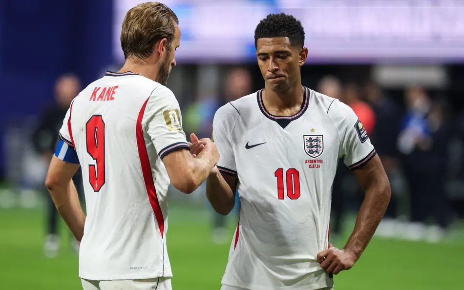 Inglaterra amplia jejum em semifinais de Copas