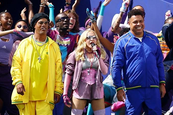 Madonna rouba a cena na final da Copa
