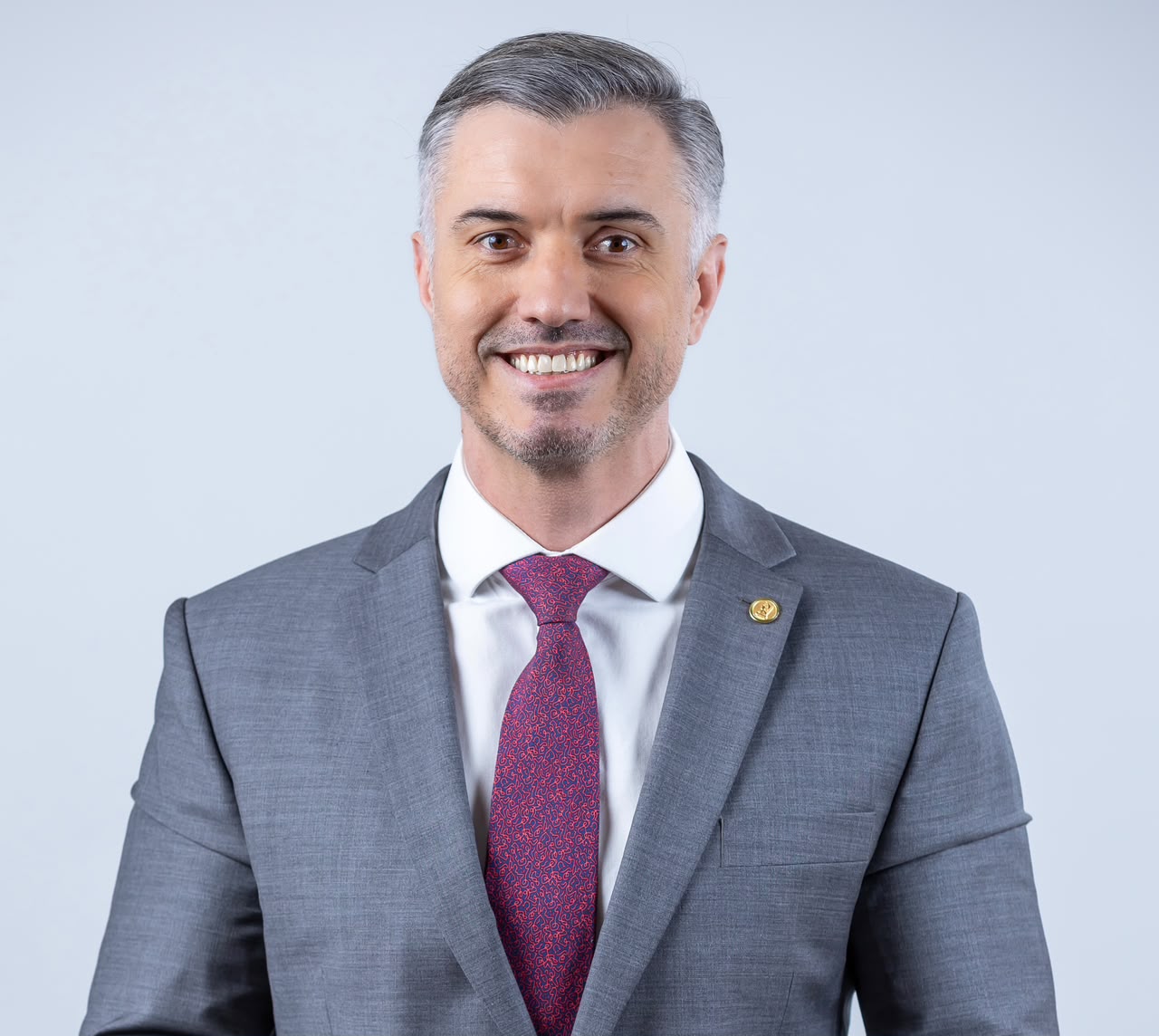 Confea confirma reeleição histórica de Vinicius Marchese