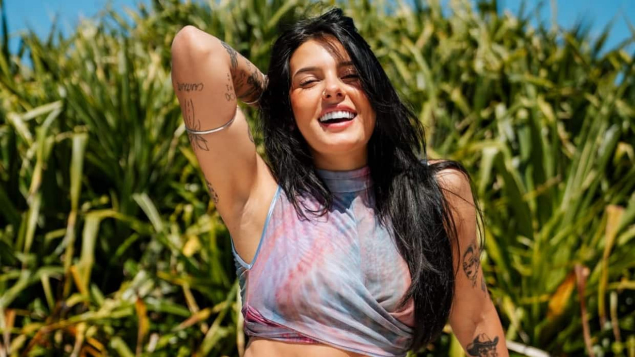 Ana Castela dá resposta afiada após crítica ao seu bumbum!