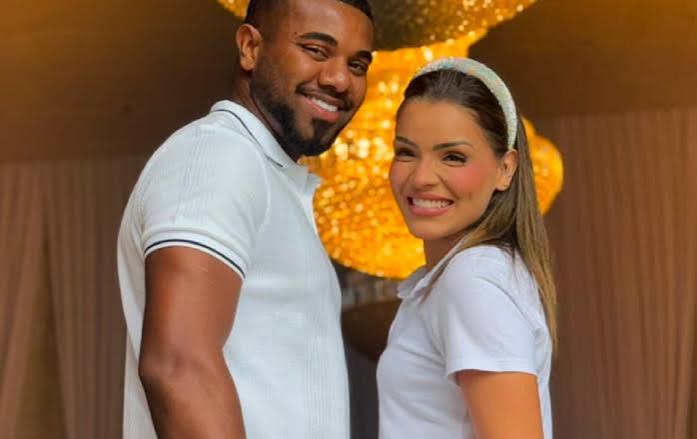 Davi Brito surpreende com casamento milionário