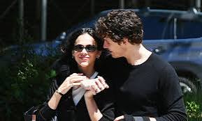 Shawn Mendes apaga foto com Bruna após gafe