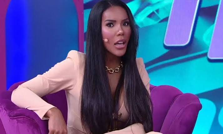 Carol Lekker deixa o SBT e desabafa sobre salário