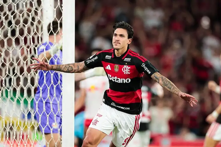 Flamengo chega forte à Data Fifa