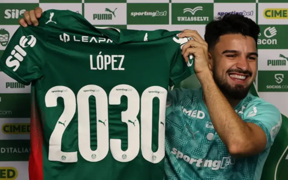 Flaco López renova com o Palmeiras