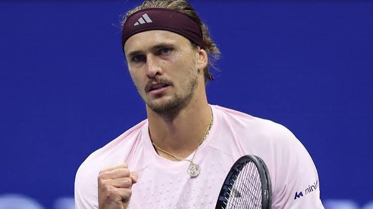 TÊNIS: ZVEREV PASSA SINNER E ALCARAZ EM PREMIAÇÕES