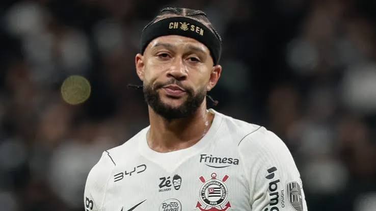 Corinthians: Memphis vira alvo de protestos após eliminação na Libertadores