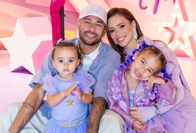 MAVIE COMPLETA 3 ANOS COM FESTA DE LUXO!