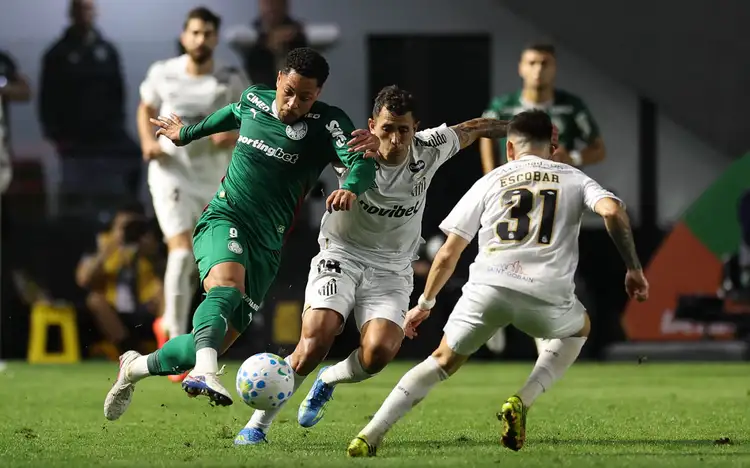 FUTEBOL | TARÔ APONTA LEVE VANTAGEM DO SANTOS CONTRA O PALMEIRAS