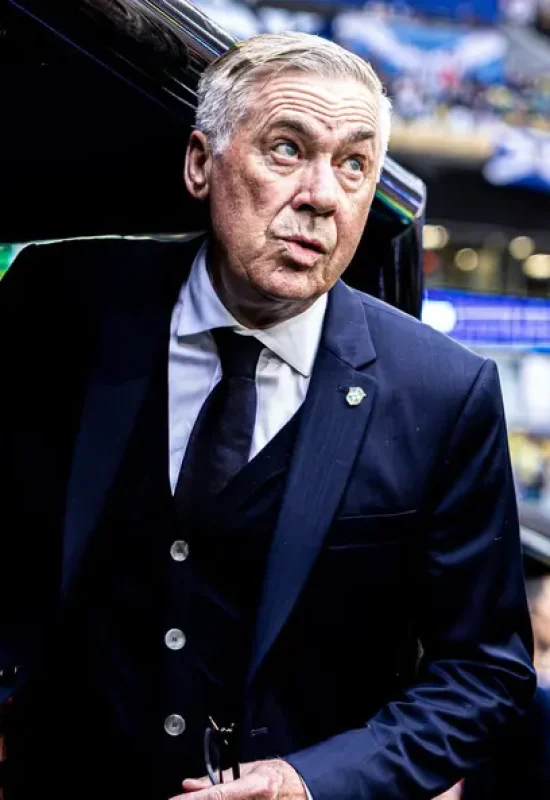 Convicção de Ancelotti leva Brasil às oitavas da Copa