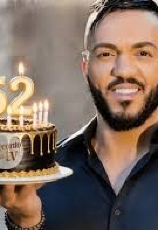 Belo 52: festa, presente curioso e novela agitada