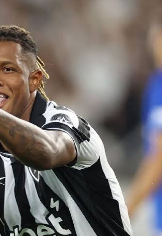 Danilo fica no Botafogo e Palmeiras muda planos