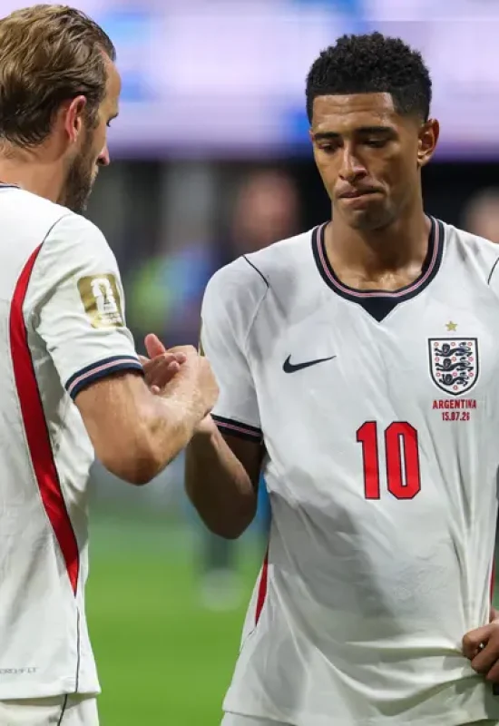 Inglaterra amplia jejum em semifinais de Copas