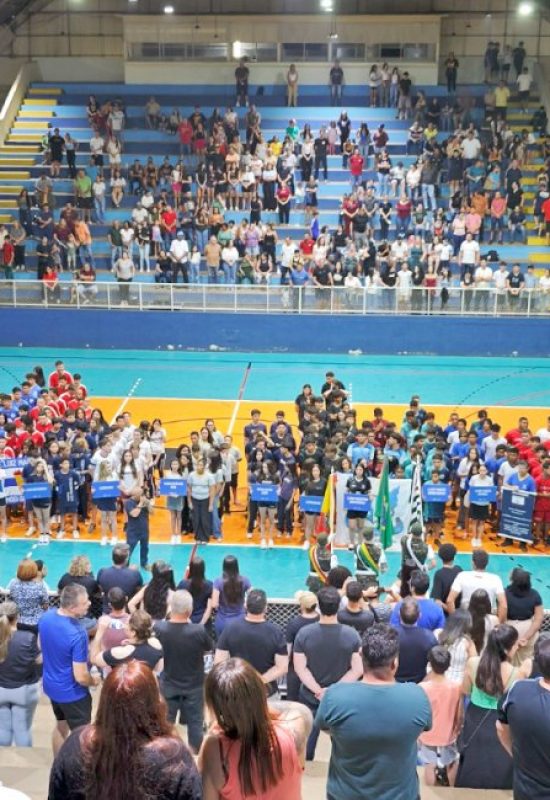 JOGOS ESCOLARES MOVIMENTAM MOGI GUAÇU