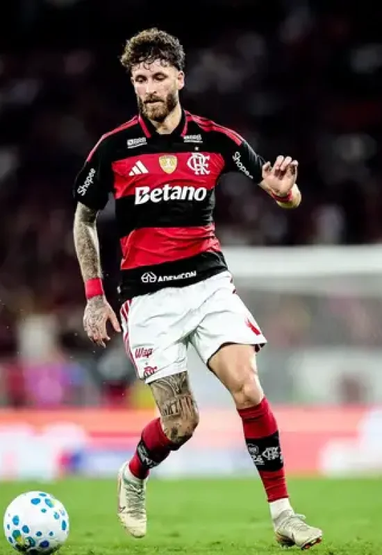 Besiktas quer Léo Pereira