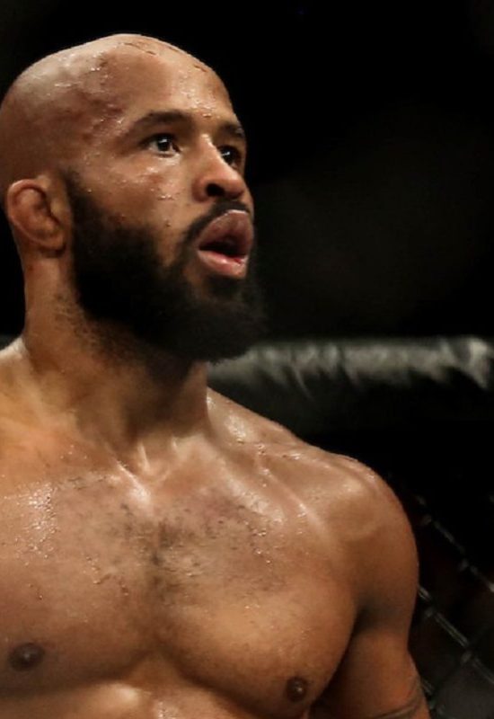 “Mighty Mouse” entra para o Hall da Fama do UFC