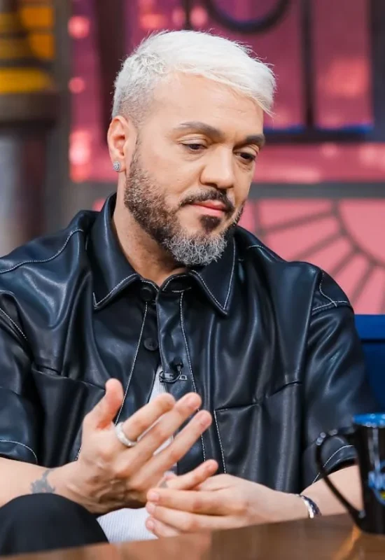 JUSTIÇA BLOQUEIA CACHÊ SHOWS DE BELO E CANTOR SE PRONUNCIA